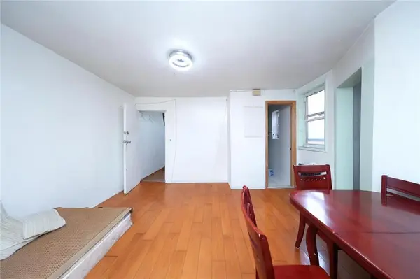 1026 39th ST, Brooklyn, NY 11219