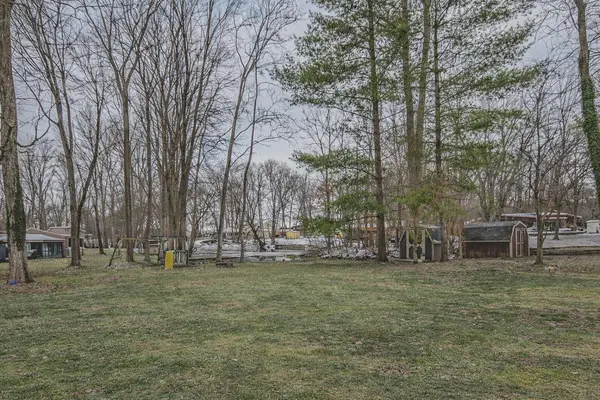 586 Schaeffer DR, Coldwater, MI 49036