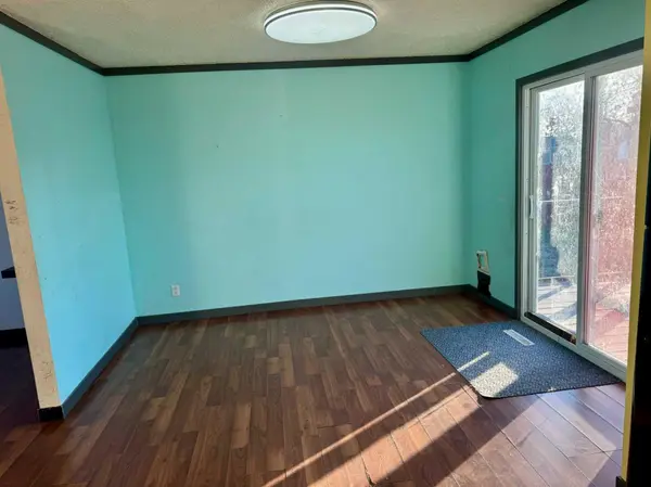 5004 35 AVE, Valleyview, AB T0H 3N0