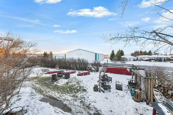 320075 Range Road 240 #1-4, Rural Kneehill County, AB T0M 1A0