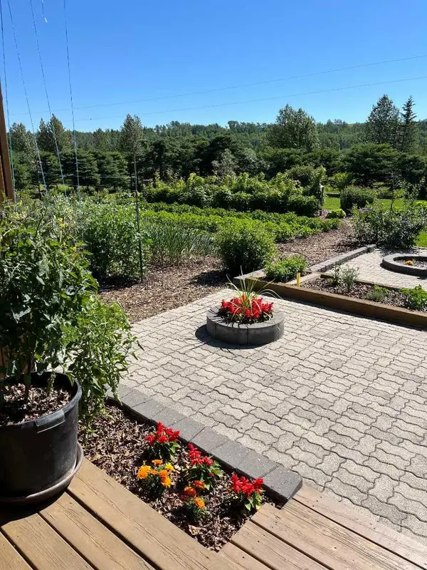 33213 Range Road 52, Rural Mountain View County, AB T0M1X0