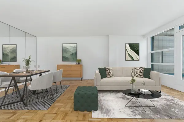 40 Park RD #702, Toronto C09, ON M4W 2N4