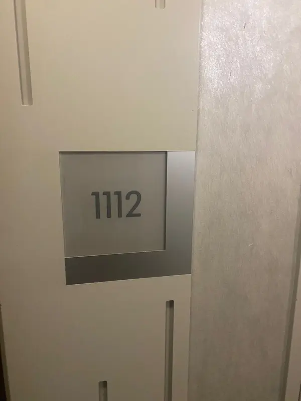 111 Elizabeth ST #1112, Toronto C01, ON M5G 1P7