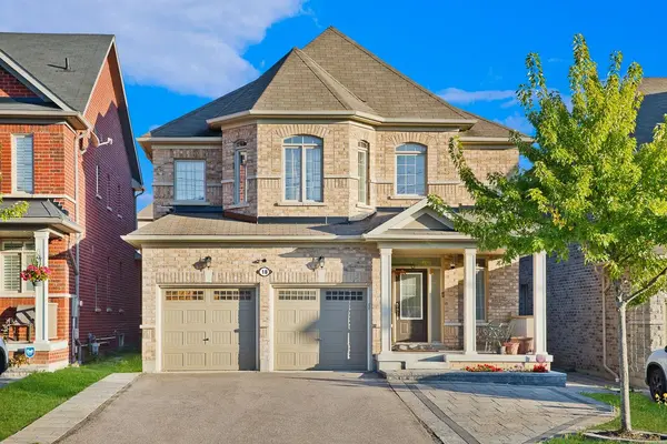 18 Stockell CRES, Ajax, ON L1T 0M5