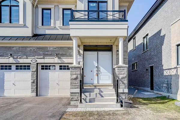 1404 Mockingbird SQ, Pickering, ON L1X 0N8