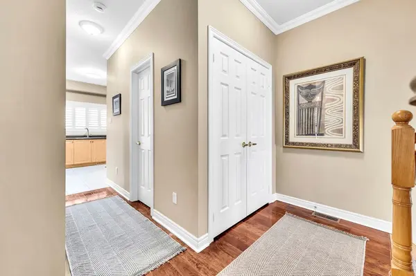 10719 Bathurst ST #7, Richmond Hill, ON L4C 0N3