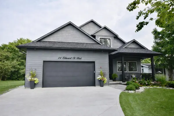 14 EDWARD ST W, Clearview, ON L0M 1G0