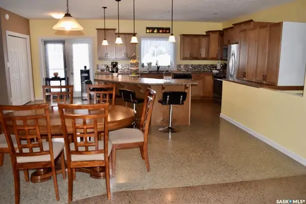 10 Dr Arthur AVENUE, Redvers, SK S0C 2H0