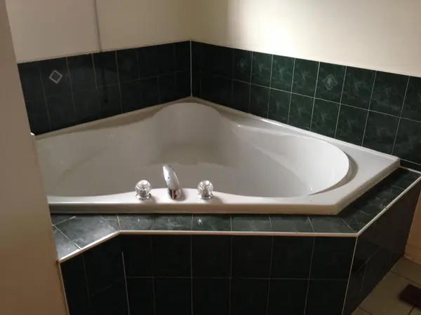 19 Fairhill AVE, Brampton, ON L7A 2A9