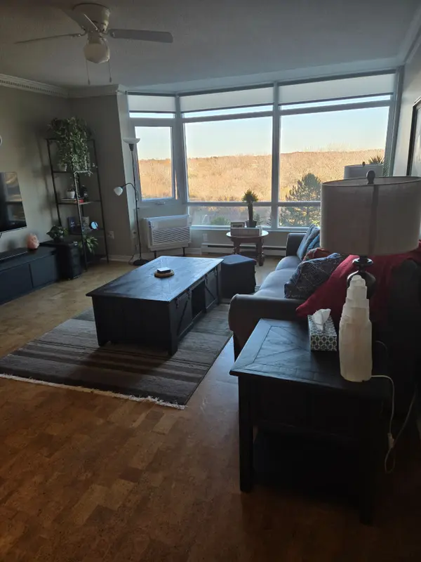 45 Pond Mills RD #509, London South, ON N5Z 4W5