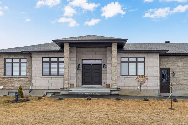 7125 Still Meadow WAY, Greely - Metcalfe - Osgoode - Vernon And Area, ON K4P 1B8