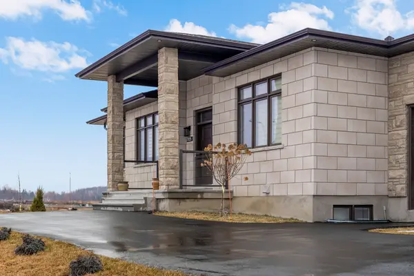 7125 Still Meadow WAY, Greely - Metcalfe - Osgoode - Vernon And Area, ON K4P 1B8