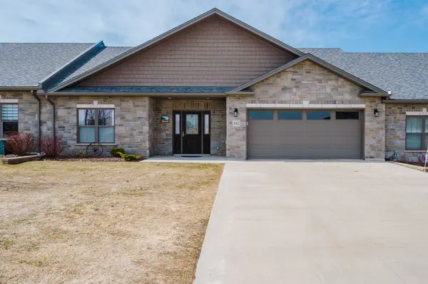 1062 Waterloo ST, Saugeen Shores, ON N0H 2C3