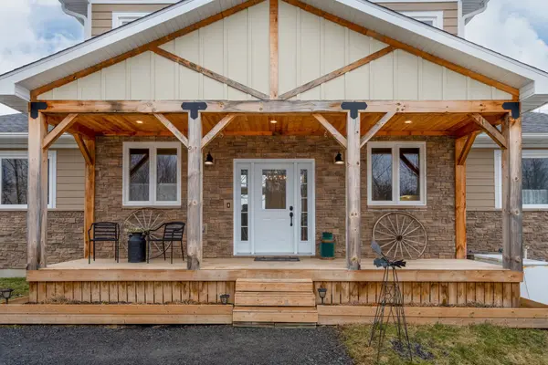 691 Rideau River RD, Montague, ON K0G 1N0