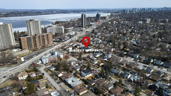 250 Richardson AVE, Woodroffe, ON K2B 5G6