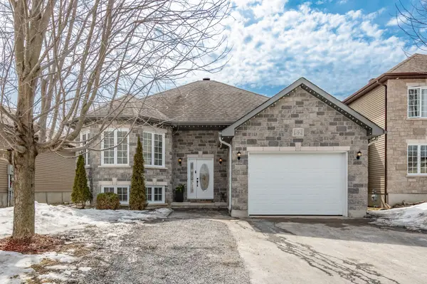 52 South Indian DR, The Nation, ON K0A 2M0