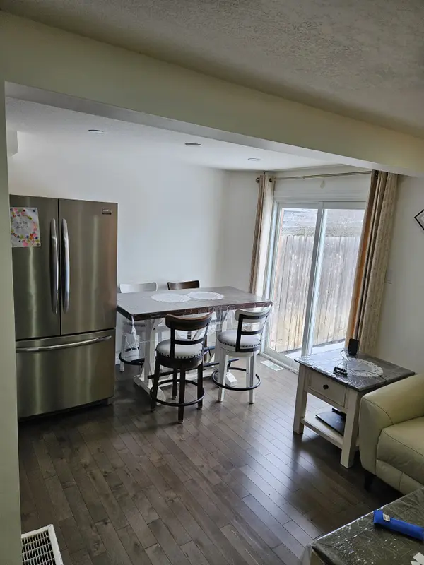 145 Stephanie DR, Guelph, ON N1K 1X7