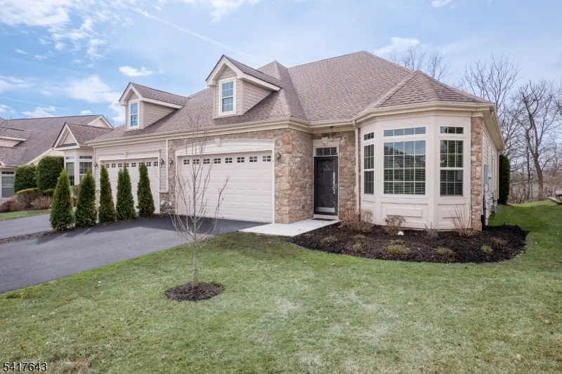 605 Edward St, Lopatcong Twp., NJ 08865