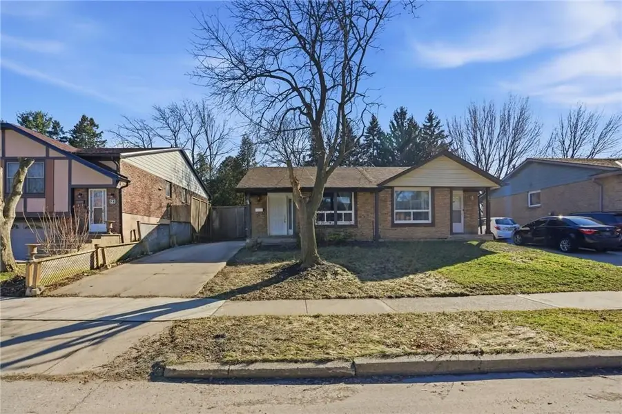 94 WENDOVER DR, Hamilton, ON L9C 5X5