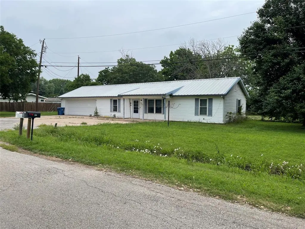 400 N Angelina, Whitney, TX 76692