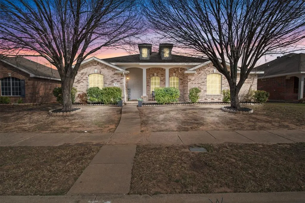 1624 Ambercrest Drive, Lancaster, TX 75146