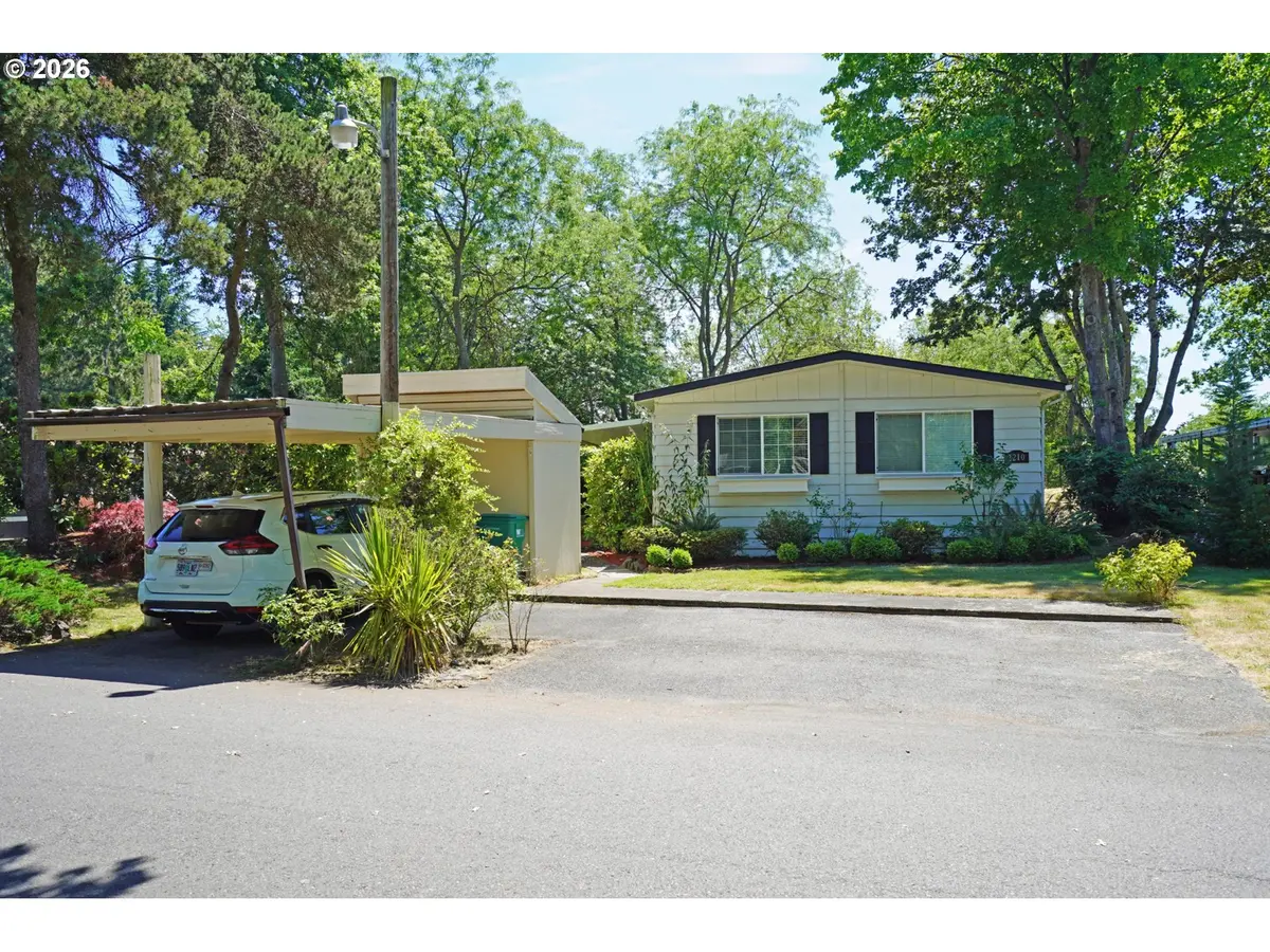 2210 N BROUGHTON DR, Portland, OR 97217