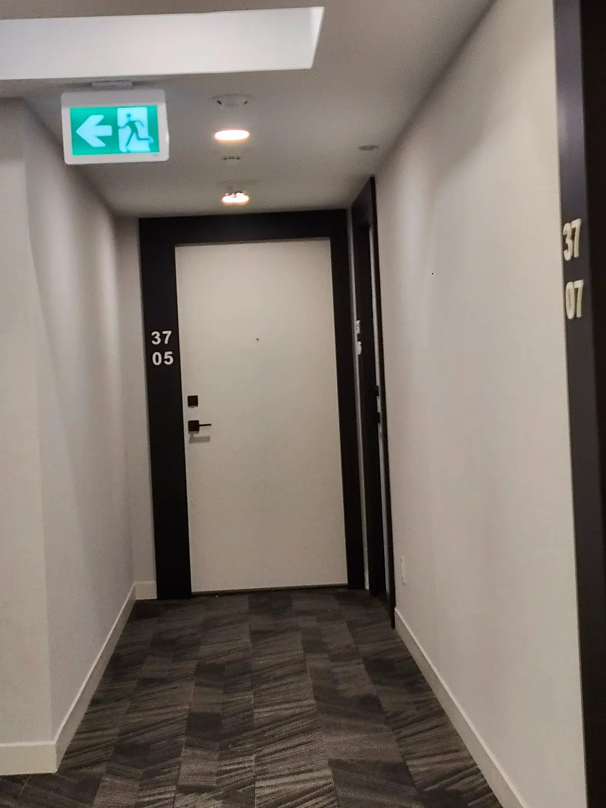 319 Jarvis ST #3705, Toronto C08, ON M5B 0C8