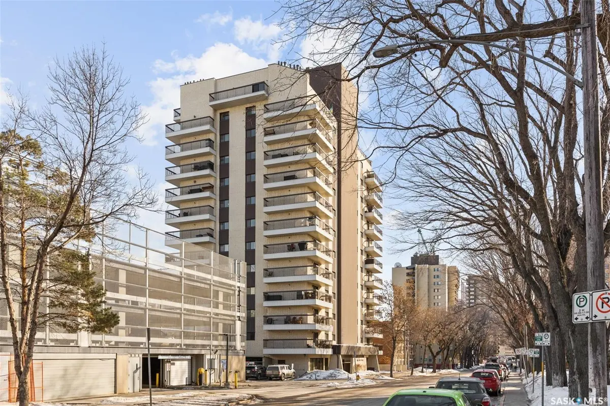 510 5th AVENUE #902, Saskatoon, SK S7S 2R2