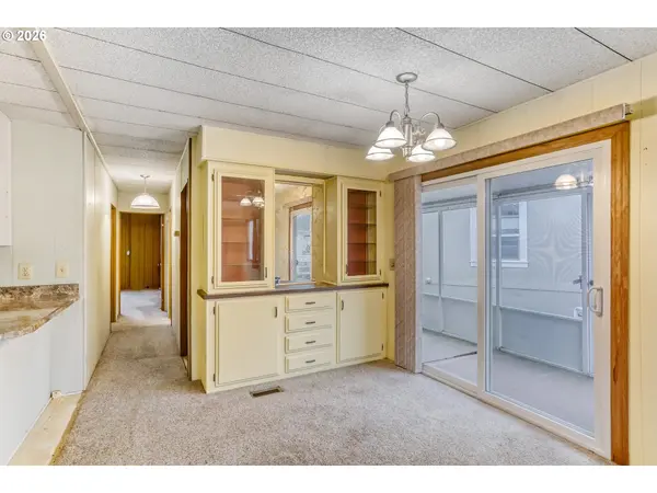 11602 SW ROYAL VILLA DR, Tigard, OR 97224