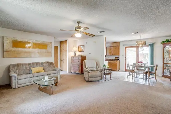 801 E 3rd Street, Weatherford, TX 76086