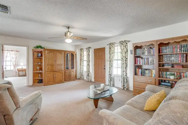 801 E 3rd Street, Weatherford, TX 76086