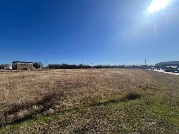 109 W Highway 67, Venus, TX 76084