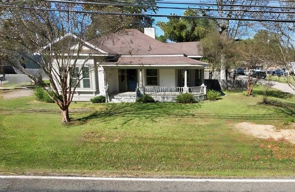 269 E Holley Street, Alba, TX 75410