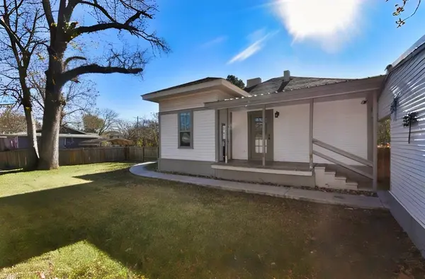 269 E Holley Street, Alba, TX 75410