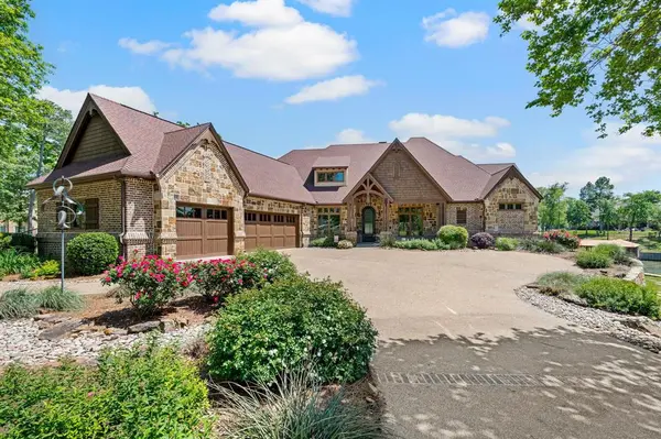 5581 Nancy Circle, Chandler, TX 75758