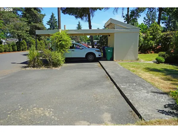 2210 N BROUGHTON DR, Portland, OR 97217