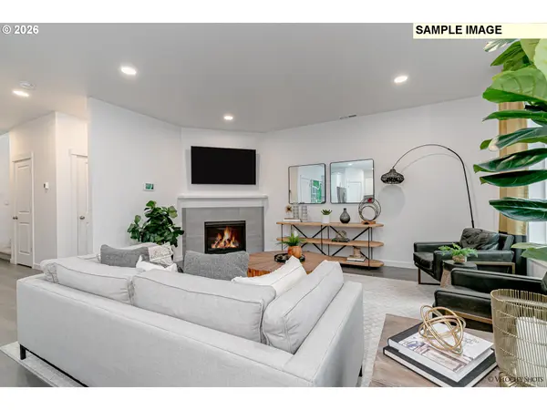 3167 S Magnolia Dr #Lot 741, Cornelius, OR 97113