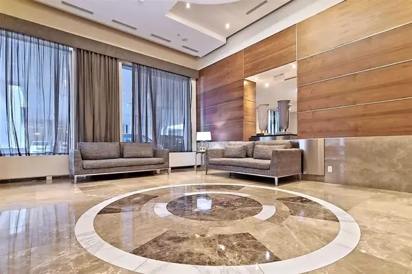 761 Bay ST #610, Toronto C01, ON M5G 2R2