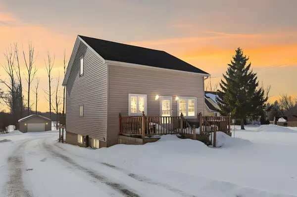 4423 Durham Regional Hwy 2 HWY, Clarington, ON L0A 1J0