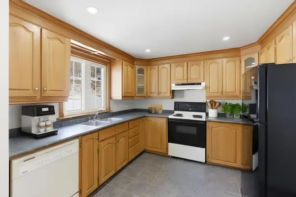 4423 Durham Regional Hwy 2 HWY, Clarington, ON L0A 1J0