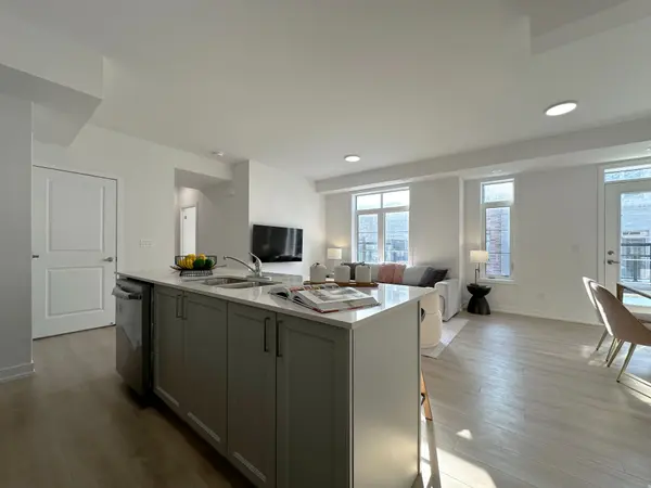 1655 Palmers Sawmill RD #1006, Pickering, ON L1X 0R3