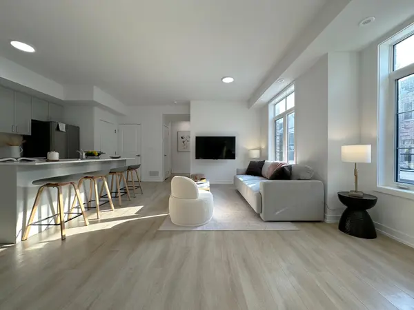 1655 Palmers Sawmill RD #1006, Pickering, ON L1X 0R3