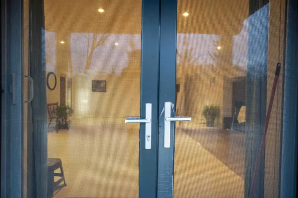 48 Sir Stevens DR #Bsmt, Vaughan, ON L6A 0Z7