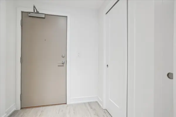 185 Dunlop ST E #803, Barrie, ON L4M 0M7