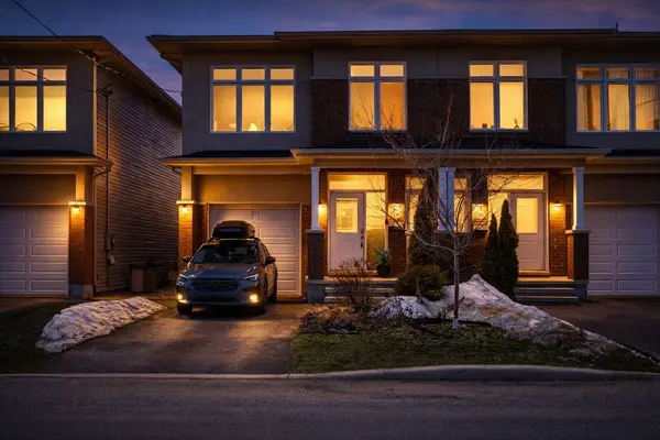 1306 Avenue P AVE,  Alta Vista And Area,  ON K1G 0B3