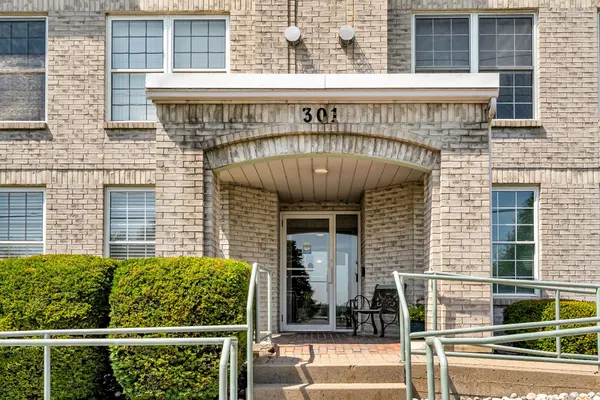 301 Water ST W #104, Cornwall, ON K6J 1A5