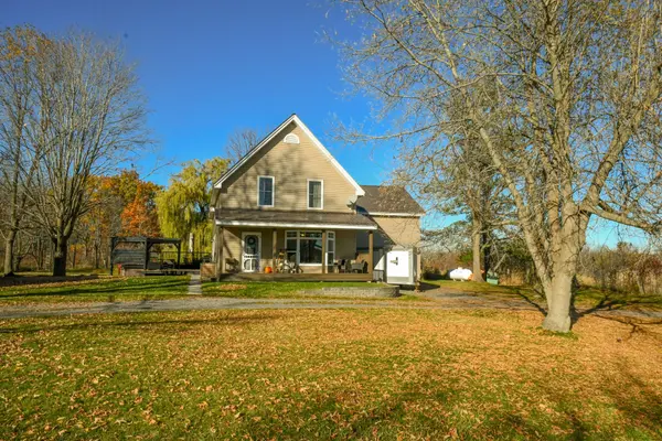 36 King ST E, Leeds And The Thousand Islands, ON K0E 1L0