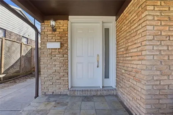 94 WENDOVER DR, Hamilton, ON L9C 5X5