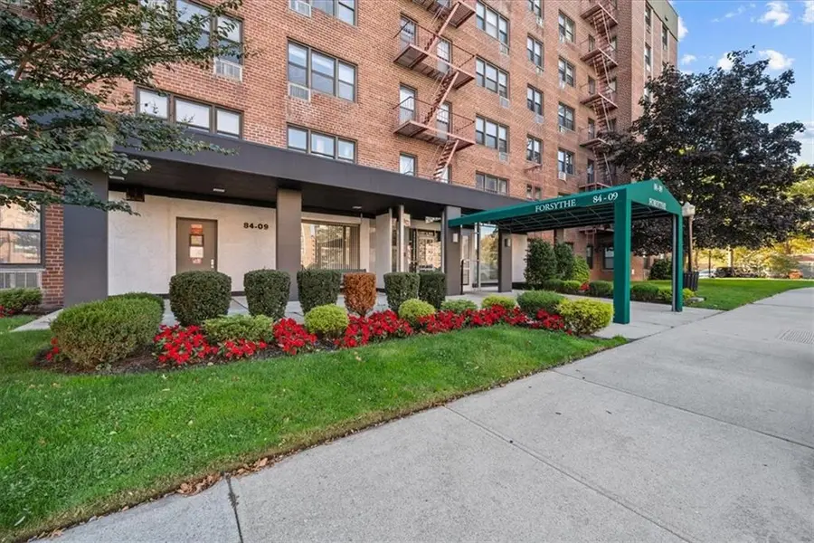 8409 155th AVE #4N, Howard Beach, NY 11414