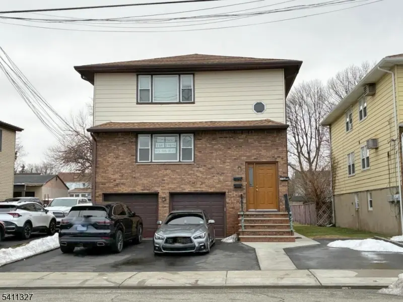 388 Garibaldi Ave, Lodi Boro, NJ 07644